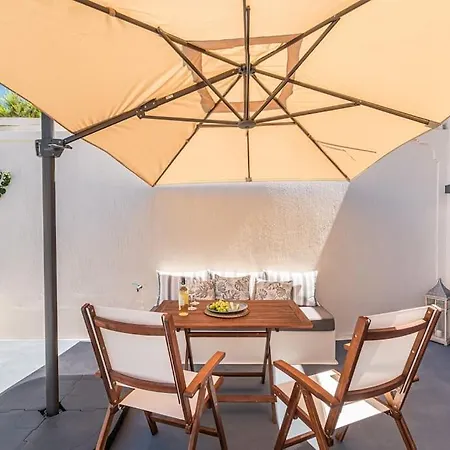 Veneston Suites, Kapari * Szaloniki